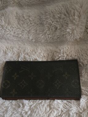 Louis Vuitton Brown Textured Leather Wallet with Debossed Logo